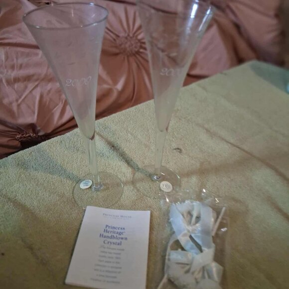 BRAND NEW Princess House Exclusive 2 Pc. Millenial Crystal Toasting Flutes - Picture 1 of 5